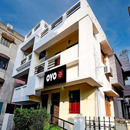 Oyo Simplex Guest House Behala Calcutta Buitenkant foto