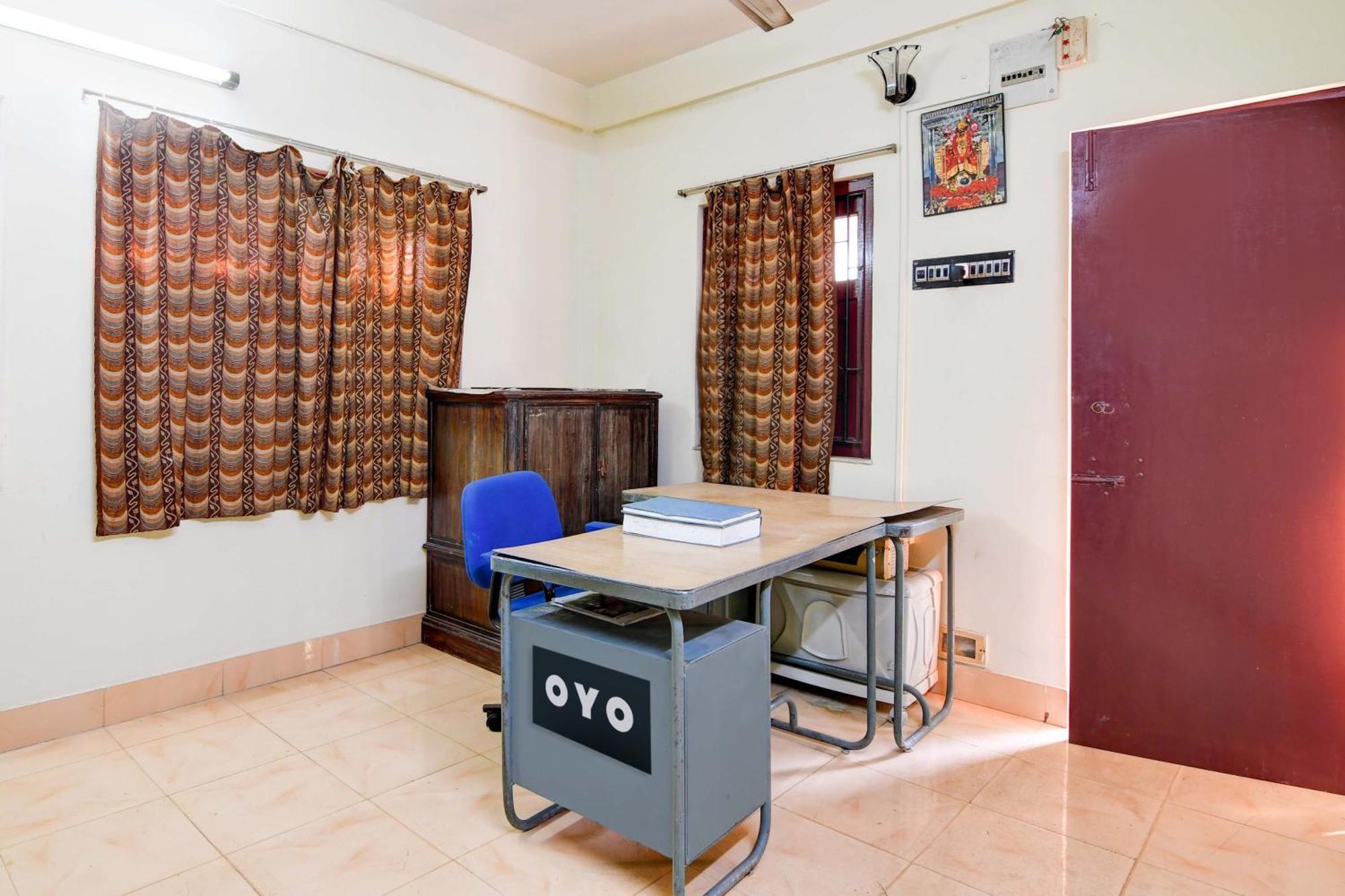 Oyo Simplex Guest House Behala Calcutta Buitenkant foto